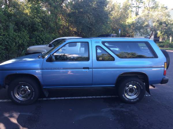 Rare 2 Door 1st Generation Nissan Pathfinder 1988