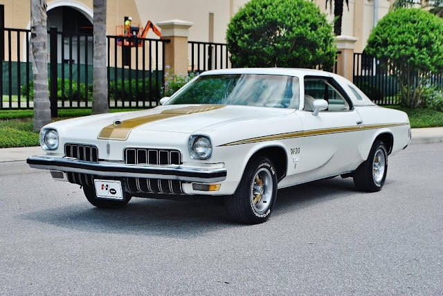 1973 Oldsmobile Hurst/Olds W30 455 V8 With Swivel Bucket Seats