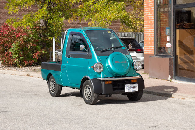 Daihatsu Midget II Truck – Kei Class Microcar